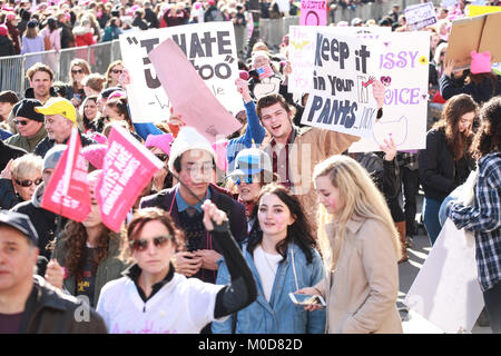 New York, NY, USA. 20 Jan, 2018. März 2018 der Frauen am 20. Januar 2018 in New York City. Credit: Diego Corredor/Medien Punch/Alamy leben Nachrichten Stockfoto