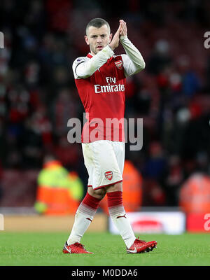 Von Arsenal Jack Wilshere begrüßt Fans nach dem letzten während der Premier League Match im Emirates Stadium, London pfiff. Stockfoto