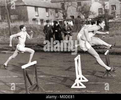 Cambridge University Sport Endrunde - die Hürden, 1933 Stockfoto