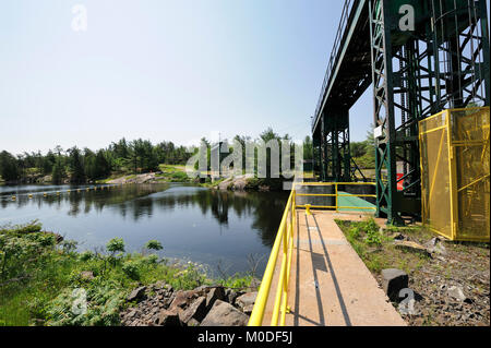 Dies ist die alten grossen Chaudiere Damm auf der französischen Fluss Stockfoto