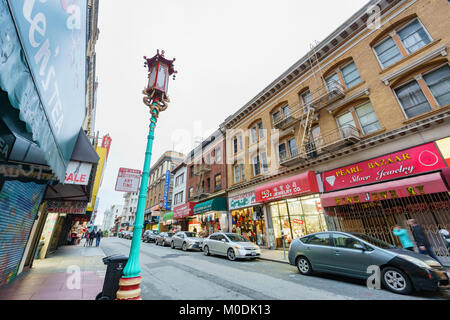 San Fransisco, APR 17: Die historischen Chinatown am 17.April 2017 in San Francisco, Kalifornien Stockfoto