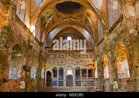 Griechisch-orthodoxe Kirche im Dorf Kayaköy, in Fethiye, Türkei verlassen Stockfoto