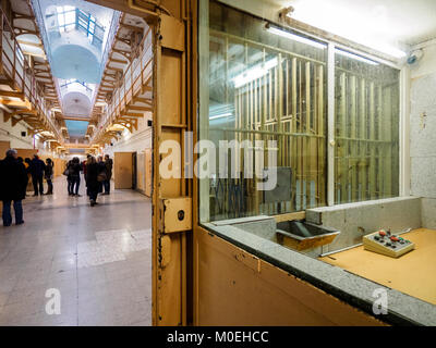 Barcelona, Spanien. 21 Jan, 2018. Die Besucher konnten die Galerien der alten Gefängnis "La Modell" in Barcelona, Spanien Quelle: Mariano Anton/Alamy leben Nachrichten Stockfoto