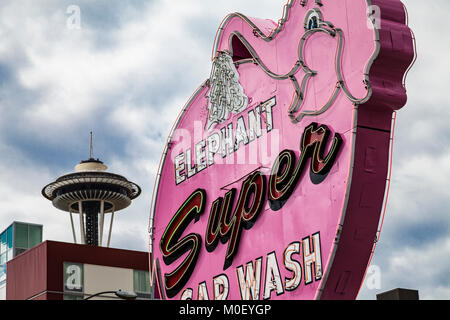 Elefant Auto waschen, Space Needle, Seattle, Washington, USA Stockfoto