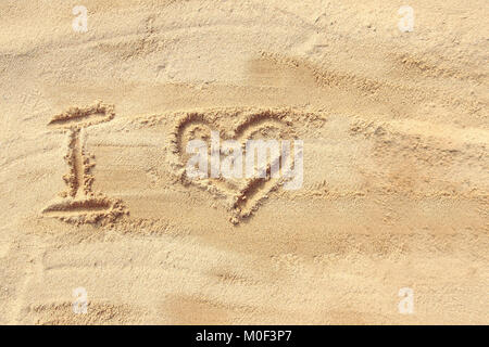 Ich liebe - Sand auf den Strand Stockfoto