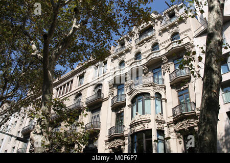 Alte Gebäude in Barcelona, Spanien. Wohn- Architektur. Stockfoto