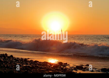 Sonnenuntergang über dem Pazifik Stockfoto