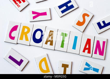 Wort Kroatischen aus bunte Buchstaben auf weißem Hintergrund Stockfoto