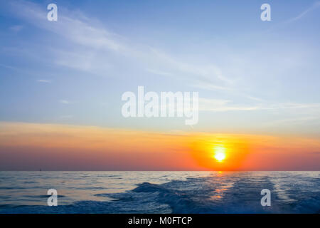 Segeln in der Calm Down, Mittelmeer, Italien. Stockfoto