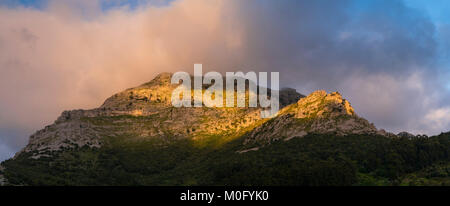 Mount Candina (489 m) - Monte Candina, Liendo Tal, Kantabrien, Spanien, Europa Stockfoto