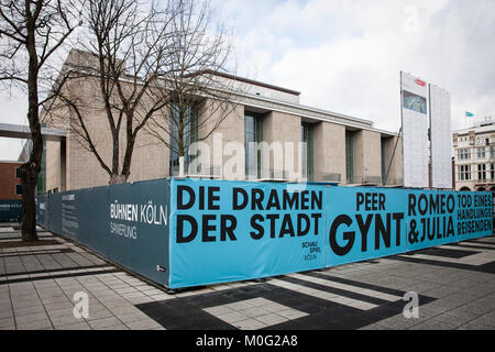 Europa, Deutschland, Köln, Horten im Opernhaus im Offenbach Square, Restaurierung. Europa, Deutschland, Köln, Bauzaun am Opernhaus bin Offen Stockfoto