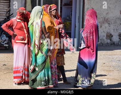 Bunte Saris, Pushkar, Rajasthan, Indien Stockfoto