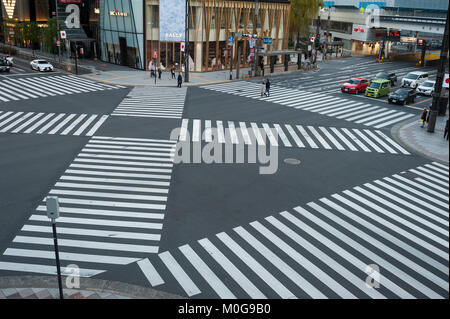 01.01.2018, Tokyo, Japan, Asien - eine Fußgängerampel in Tokyos Ginza District. Stockfoto