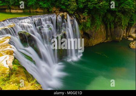 Shifen Wasserfall in der neuen Stadt Taipei Stockfoto