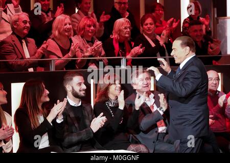 Italien, Rom, 18. Januar 2018: Die ehemaligen italienischen Ministerpräsidenten Silvio Berlusconi besucht Talk Show "Quinta Colonna" Foto © Remo Casilli/Sintesi/Alam Stockfoto