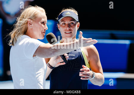 Melbourne, Australien, 22. Januar 2018: Tennisspieler Angelique Kerber aus Deutschland in Aktion während der Australian Open 2018 in Melbourne Park. Credit: Frank Molter/Alamy leben Nachrichten Stockfoto