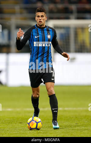 Olympiastadion, Mailand, Italien. 21 Jan, 2018. Joao Cancelo von Inter Mailand in der italienischen Serie A Fußball Spiel. Quelle: Giampiero Sposito/Alamy leben Nachrichten Stockfoto