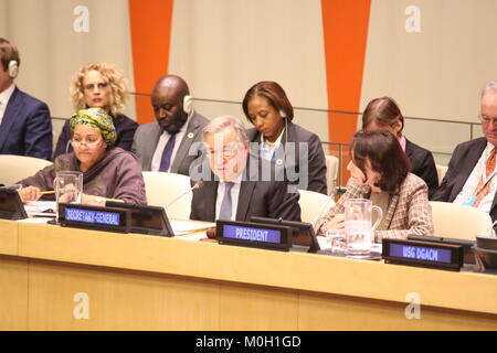 Uno, New York, USA. 22 Jan, 2018. UN-Sec-Gen Antonio Guterres unterrichtet die Mitgliedstaaten über Re-positionierung UN Development System. Quelle: Matthew Russell Lee/Alamy leben Nachrichten Stockfoto