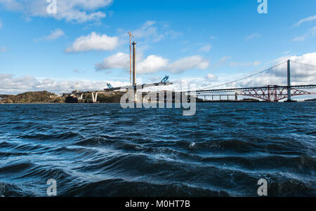 Weiter Austausch überqueren - Queensferry Kreuzung (ehemals her Austausch Kreuzung) in verschiedenen Phasen der Konstruktion. Stockfoto