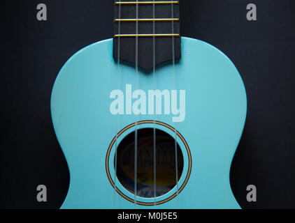 Nahaufnahme von einem blauen Ukelele Stockfoto