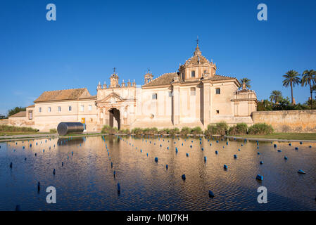 Das Kloster der Cartuja, jetzt die Website der Andalusischen Zentrum für zeitgenössische Kunst in Sevilla, Spanien Stockfoto