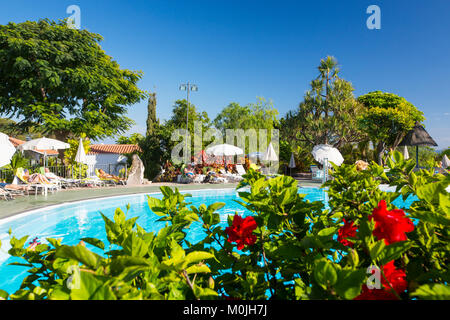 Die Anlage des Hotels Jarden Tecina in Playa Santiago, La Gomera, Kanarische Inseln. Stockfoto