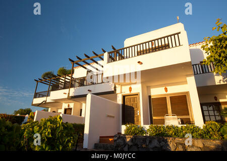 Die Anlage des Hotels Jarden Tecina in Playa Santiago, La Gomera, Kanarische Inseln. Stockfoto