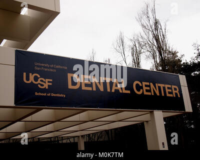 UCSF Dental Center Haupteingang, Parnassus Avenue, San Francisco, Kalifornien Stockfoto