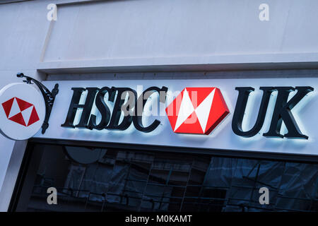 Britische Bank HSBC Branch, London, England, Großbritannien Stockfoto