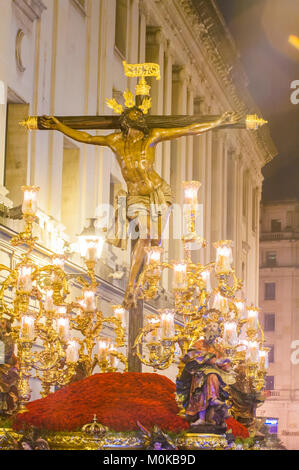 Float von Christus der Bruderschaft des "El Museo" während seiner Bußweg am Heiligen Montag. Stockfoto