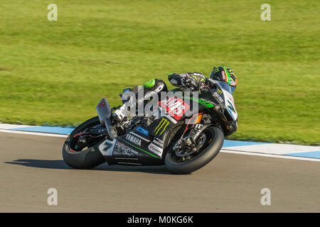 Michael Laverty auf der McAms Yamaha YZF-R1 in der Britischen Superbike Meeting in Donington Park, Schloss Donnington, Leicestershire England im April 2017 Stockfoto