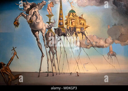 Gemälde "Die Versuchung des Heiligen Antonius" von Spanischen surrealistischen Maler Salvador Dali (1946), die in den königlichen Museen der Schönen Künste in Brüssel Stockfoto