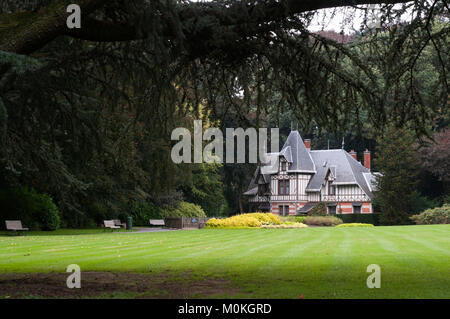 Laeken Park oder Parc Sobieski et Jardin colonial im Parc de Laeken, Brüssel, Belgien. Stockfoto