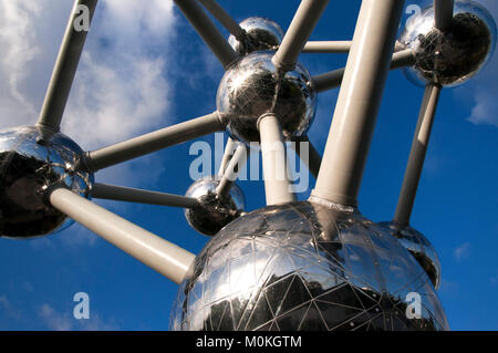 Das Atomium Denkmal von André Waterkeyn, Brüssel, Belgien, Europa ausgelegt. Stockfoto