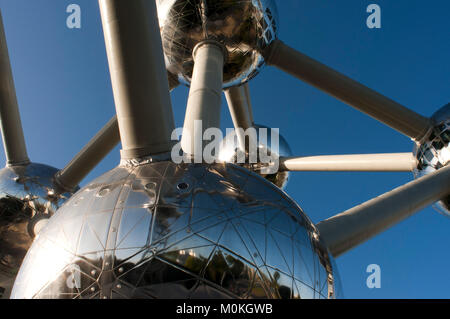 Das Atomium Denkmal von André Waterkeyn, Brüssel, Belgien, Europa ausgelegt. Stockfoto