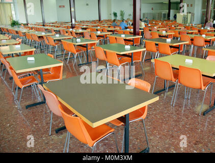 Leeren Speisesaal im Kloster Montserrat in der Nähe von Barcelona, Spanien Stockfoto