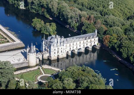 Frankreich, Indre et Loire, Amboise, Schloss Chenonceau und Medicis jardin (Luftbild) Stockfoto