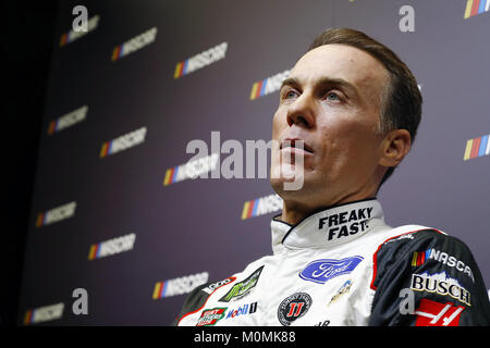 Charlotte, North Carolina, USA. 23 Jan, 2018. Januar 23, 2018 - Charlotte, North Carolina, USA: Kevin Harvick (4) trifft sich mit den Medien während der NASCAR Media Tour in Charlotte Convention Center in Charlotte, North Carolina. Quelle: Chris Owens Asp Inc/ASP/ZUMA Draht/Alamy leben Nachrichten Stockfoto