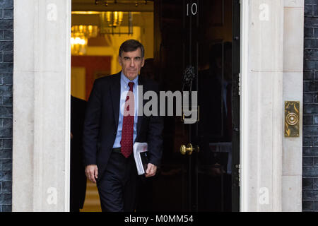 London, Großbritannien. 23 Jan, 2018. David Rutley, Konservative MP für Macclesfield, Blätter 10 Downing Street nach einem Treffen. Credit: Mark Kerrison/Alamy leben Nachrichten Stockfoto