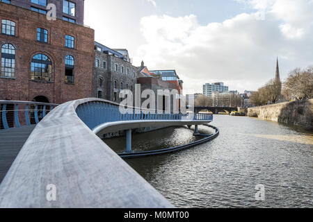 Castle Park Bridge, neue Serpentine Steg und Finzels Reach, Bristol. GROSSBRITANNIEN Stockfoto