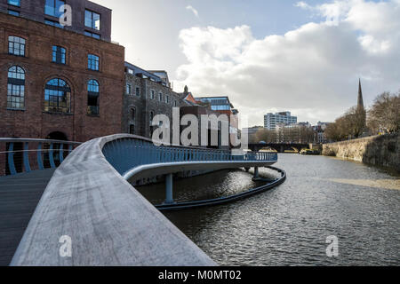 Castle Park Bridge, neue Serpentine Steg und Finzels Reach, Bristol. GROSSBRITANNIEN Stockfoto