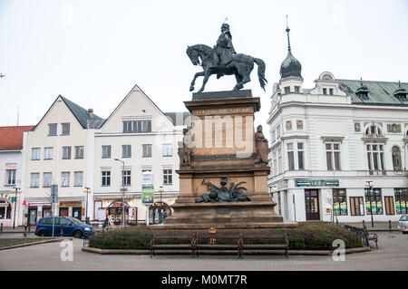 Kurort Podebrady, Tschechische Republik, 16. Januar 2018, Kolonnade und Denkmäler Stockfoto