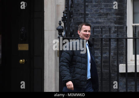 Gesundheitsminister Jeremy Hunt verlässt 10 Downing Street, London, nach einer Kabinettssitzung. Stockfoto