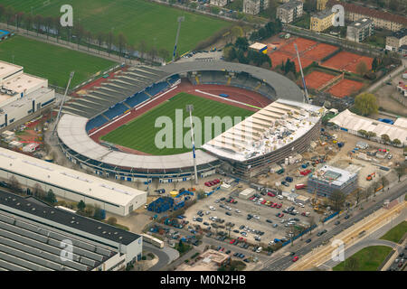 Stadion der Eintracht Braunschweig mit West und Ost Tribüne, die Braunschweiger Turn- und Sportverein Eintracht von 1895 e. V. (BTSV), Bundesl Stockfoto