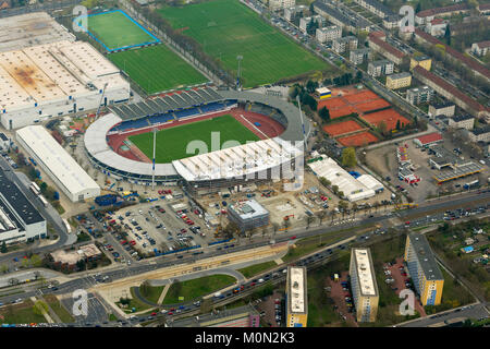 Stadion der Eintracht Braunschweig mit West und Ost Tribüne, die Braunschweiger Turn- und Sportverein Eintracht von 1895 e. V. (BTSV), Bundesl Stockfoto