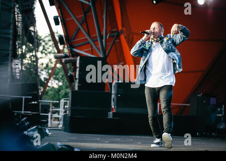 Die amerikanische Hip-Hop-Duo Macklemore & Ryan Lewis führt ein Live Konzert bei den Danish Music festival Roskilde Festival 2016. Hier Rapper und Sänger Macklemore ist live auf der Bühne gesehen. Dänemark, 30/06 2016. Stockfoto