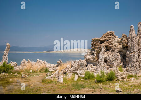 Bild vom Mono Lake Tuffstein State Reserve in der Nähe in der Nähe des Mono Lake, Kalifornien. Stockfoto