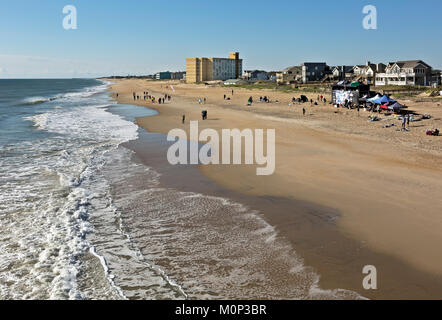 NC-01395-00... NORTH CAROLINA - Surfen Wettbewerb von der Östlichen Surfing Association (ESA), an der Küste in Negs Kopf neben Jennettes Pier Stockfoto