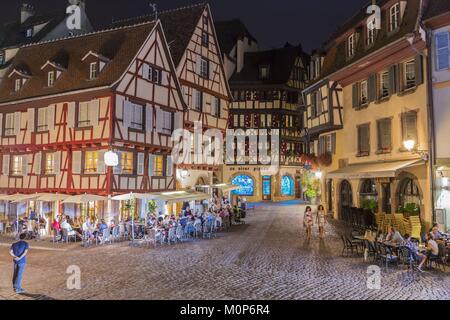 Frankreich, Haut Rhin, elsässische Weinstraße, Colmar, Straße des Marchands Stockfoto