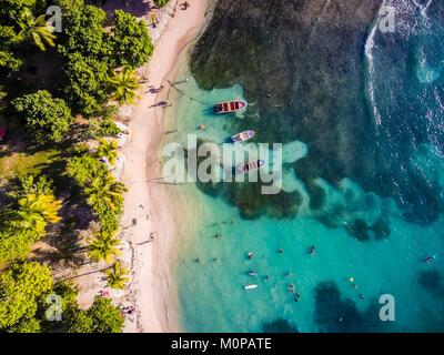 Frankreich, Karibik, Kleine Antillen, Guadeloupe, Grande-Terre, Le Gosier, Luftaufnahme am Strand von Petit Havre (Luftbild) Stockfoto